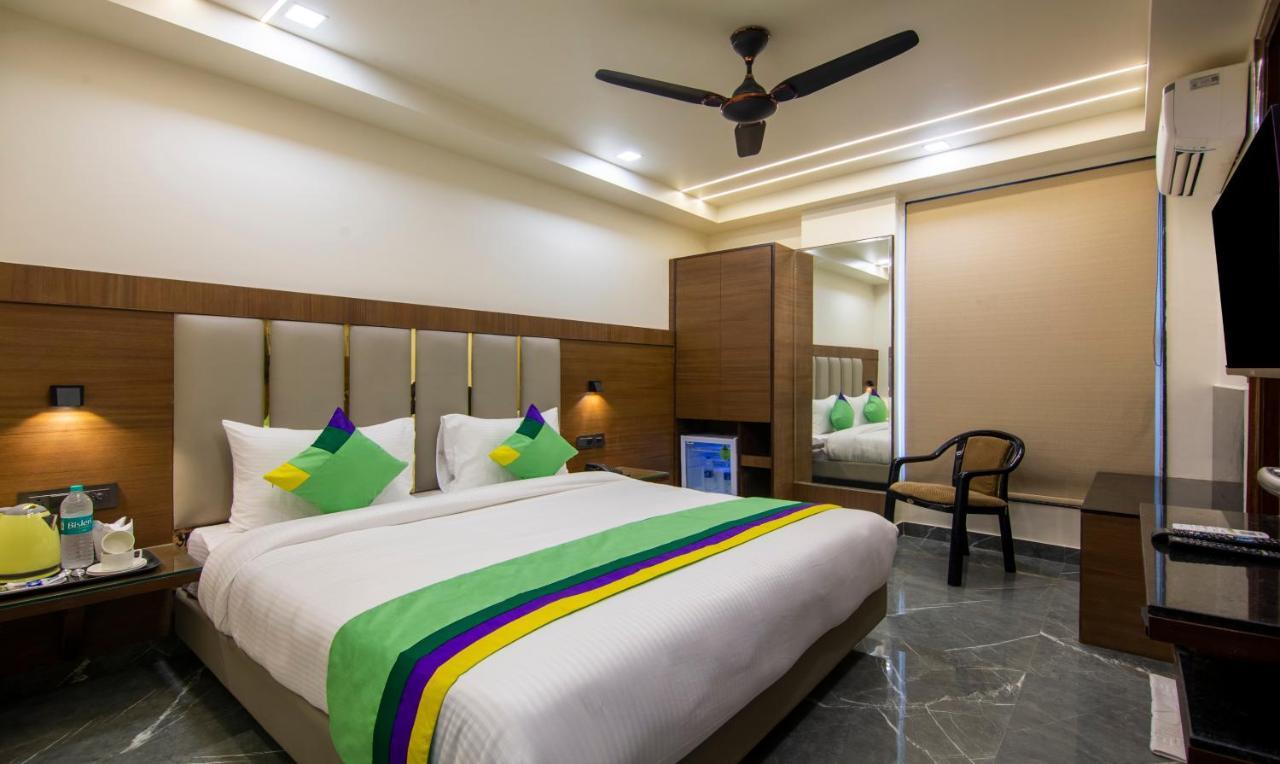Treebo Royal Comfort New Delhi Buitenkant foto