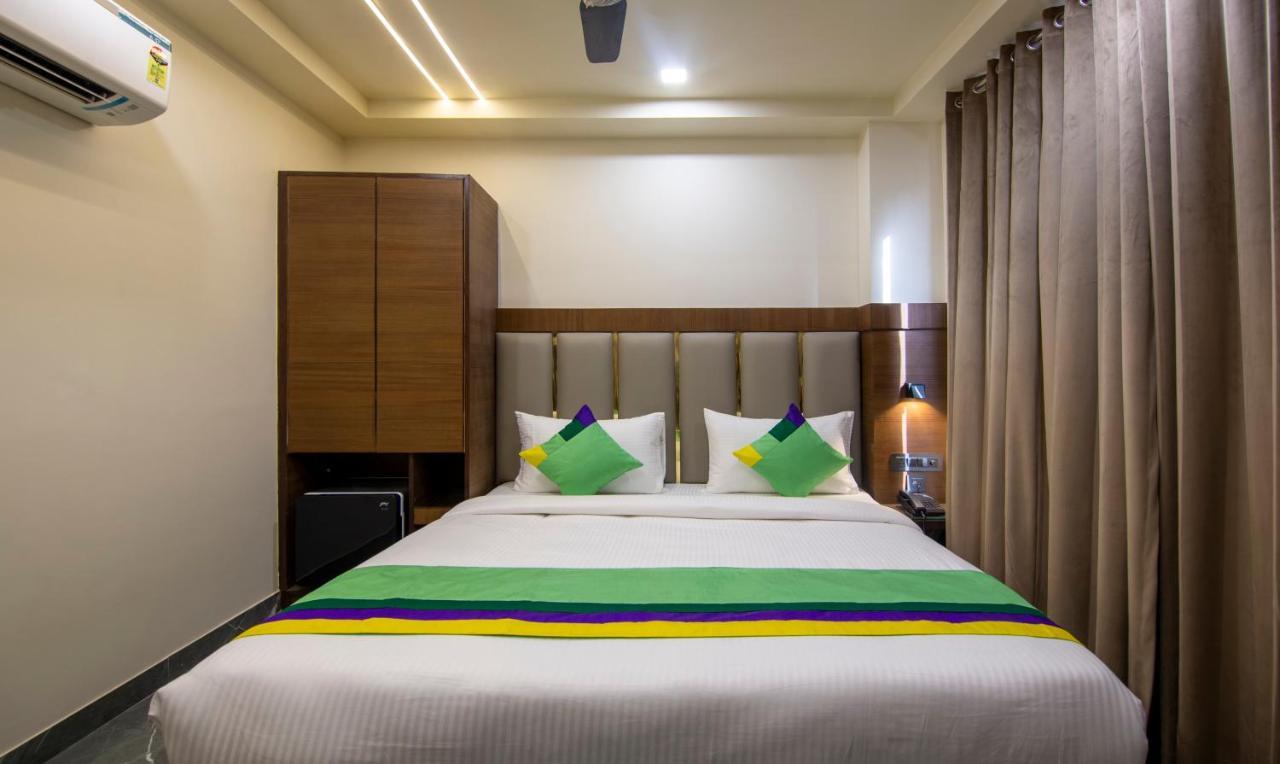 Treebo Royal Comfort New Delhi Buitenkant foto