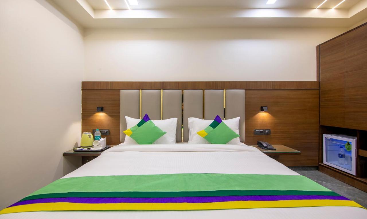 Treebo Royal Comfort New Delhi Buitenkant foto