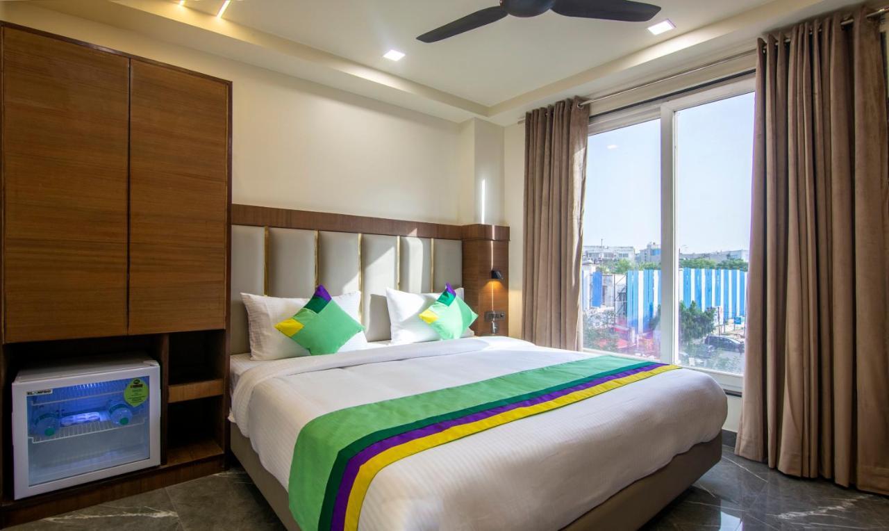 Treebo Royal Comfort New Delhi Buitenkant foto
